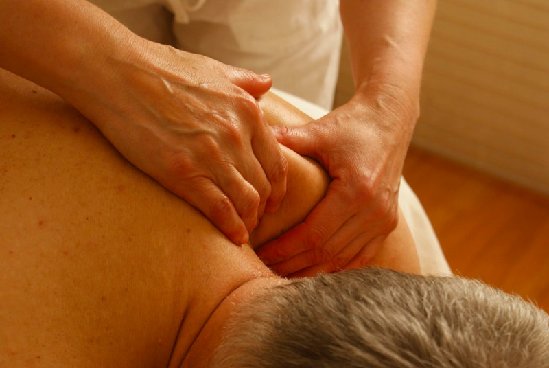 Read more about the article Deep Tissue Sports Massage: The Ultimate Recovery and Performance Boost
